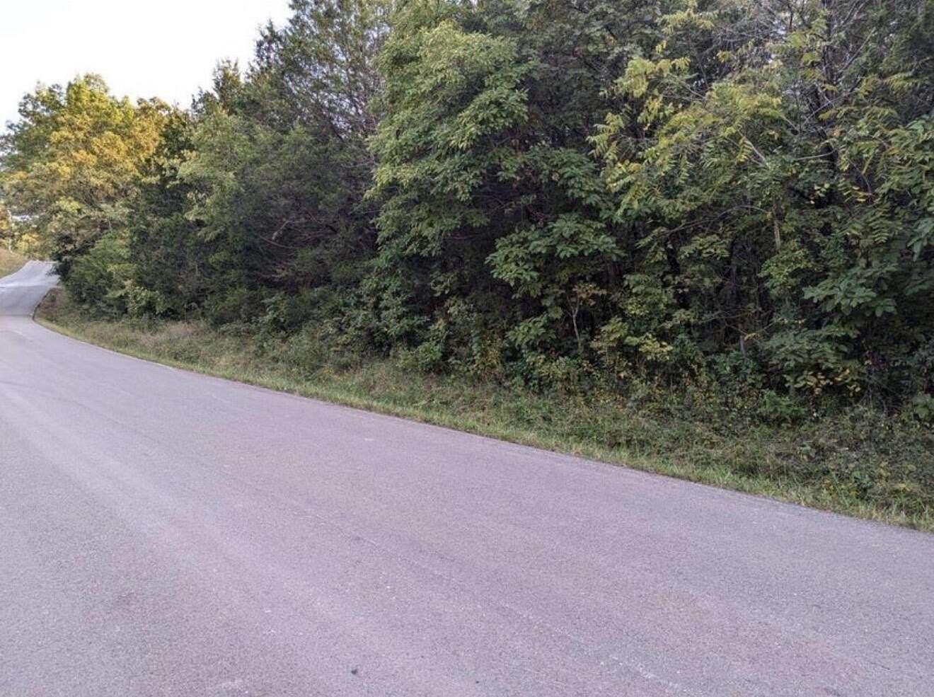 5 Acres of Residential Land for Sale in Strafford, Missouri