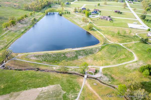 10.1 Acres of Land for Sale in West Plains, Missouri