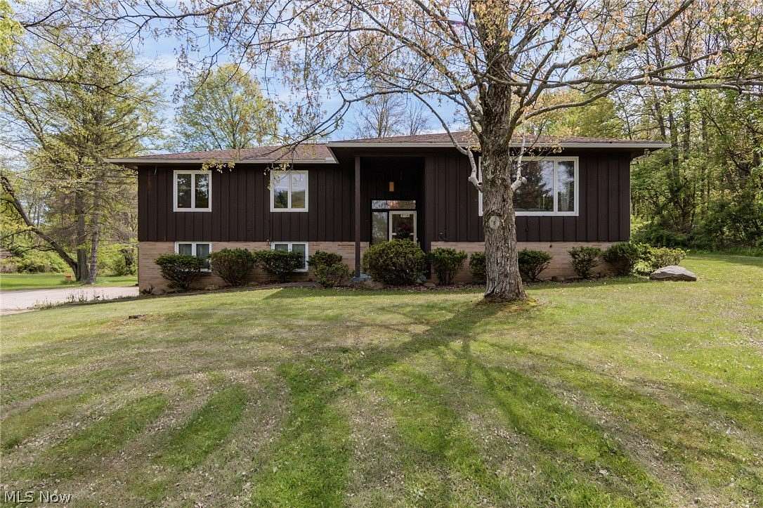 2.4 Acres of Land with Home for Sale in Stow, Ohio
