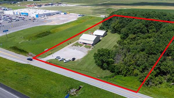 5.49 Acres of Improved Mixed-Use Land for Sale in Lamar, Missouri