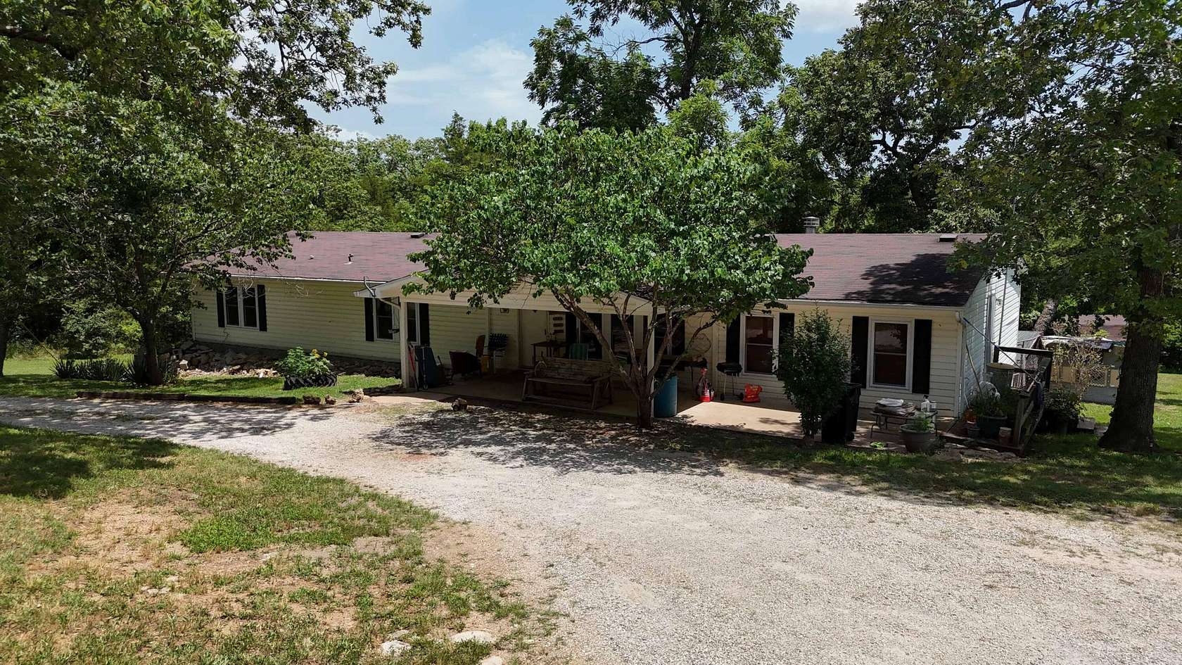 5.8 Acres of Land with Home for Sale in Eagle Rock, Missouri
