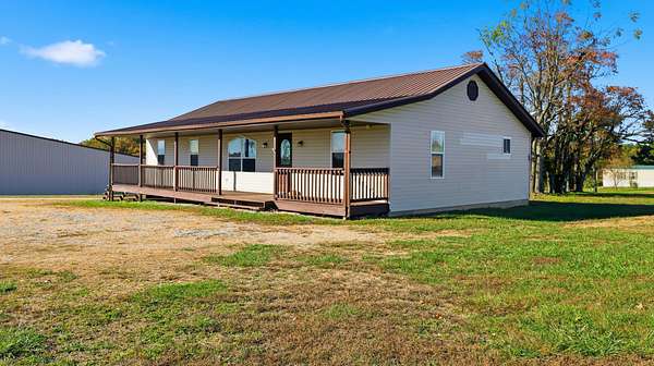 5.5 Acres of Land with Home for Sale in Willow Springs, Missouri