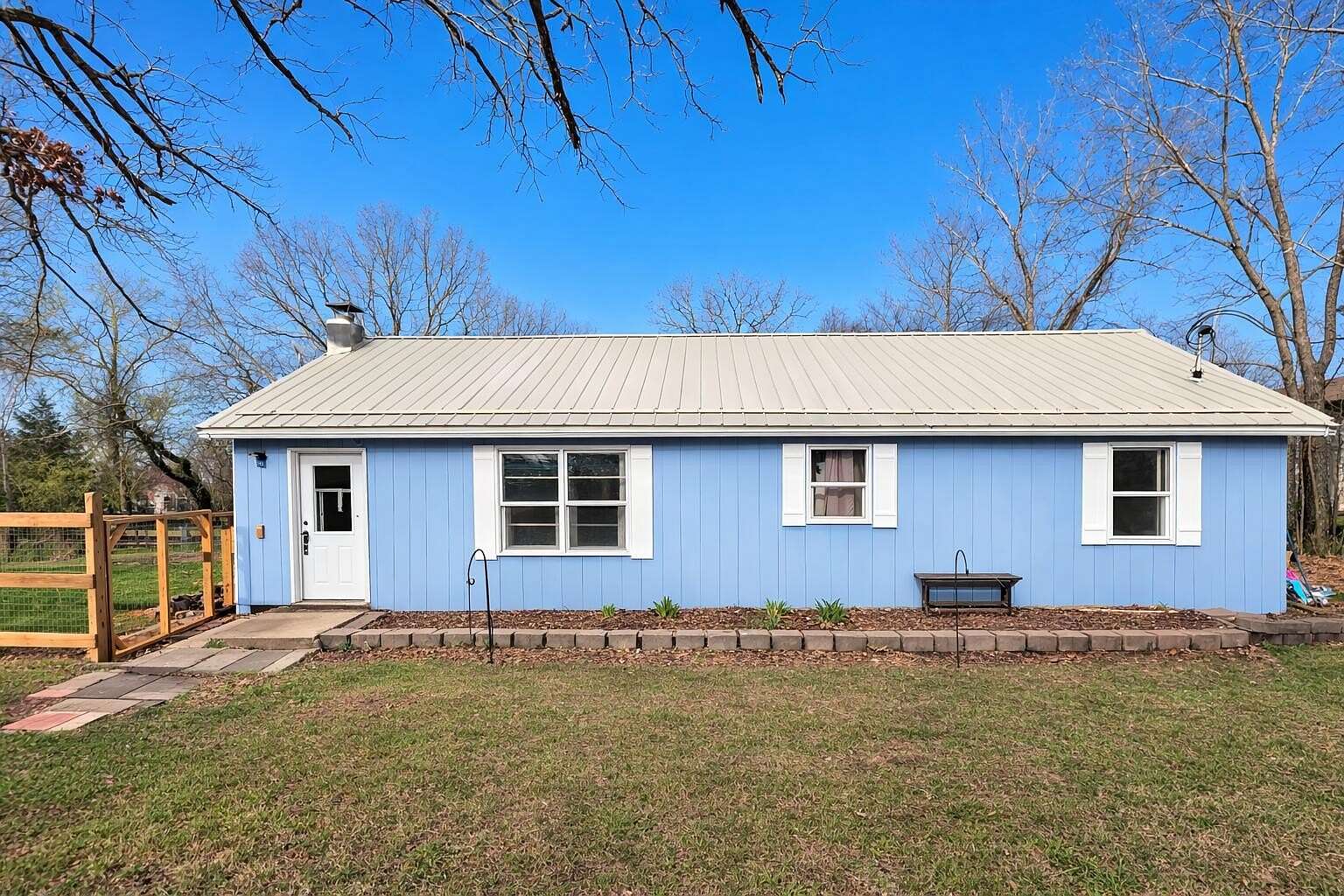 2.39 Acres of Land with Home for Sale in Houston, Missouri