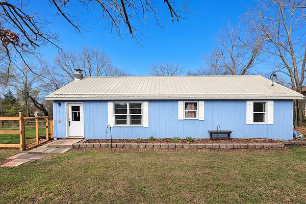 2.39 Acres of Land with Home for Sale in Houston, Missouri