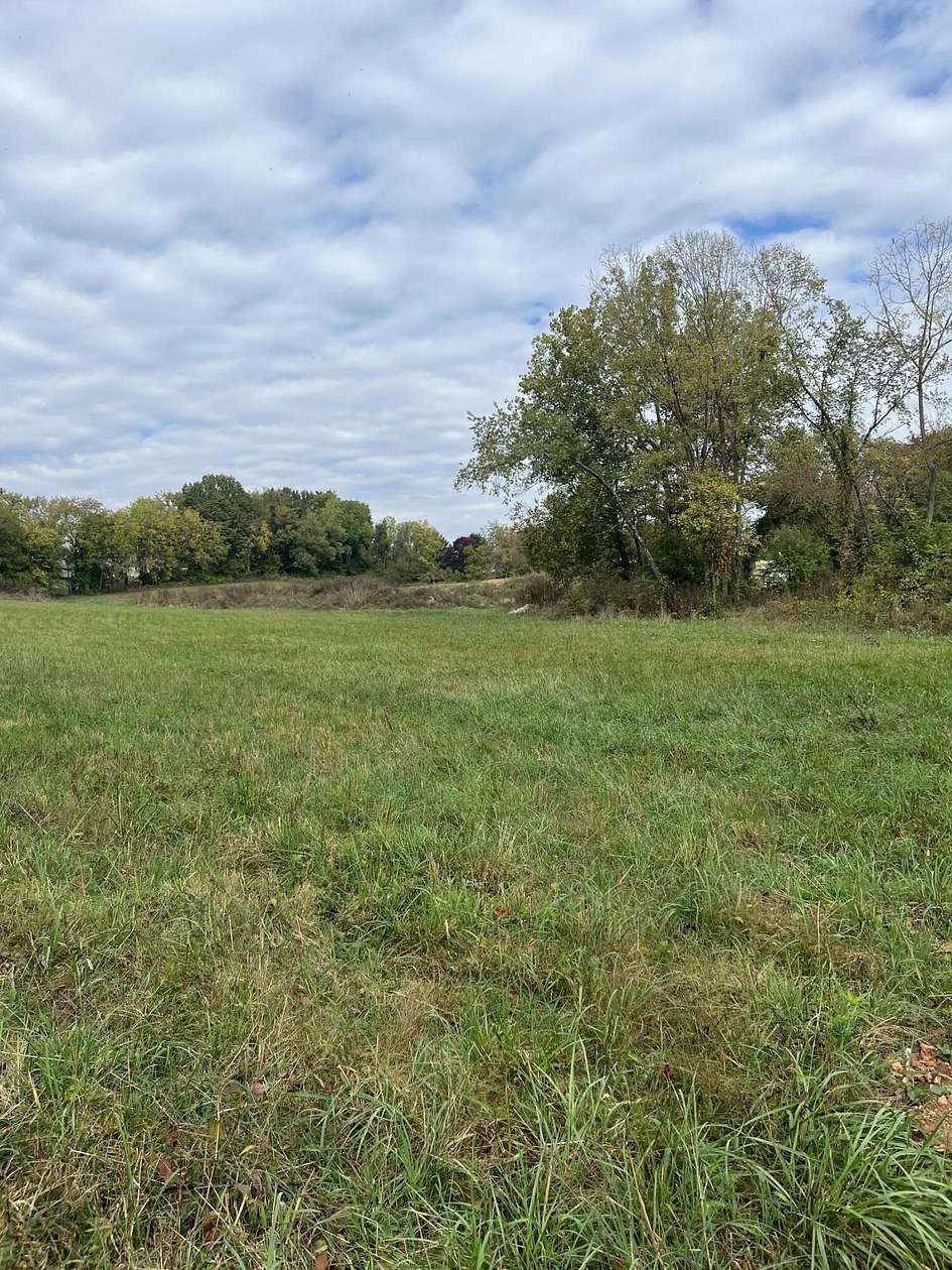 3.5 Acres of Residential Land for Sale in Cassville, Missouri