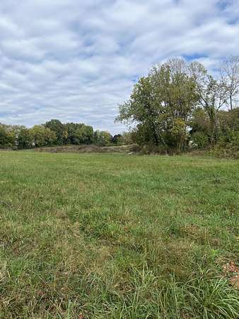 3.5 Acres of Residential Land for Sale in Cassville, Missouri