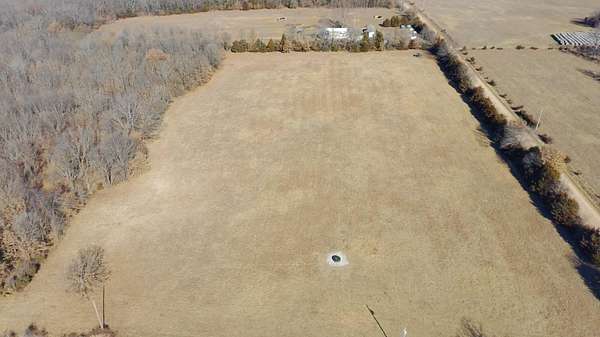 38 Acres of Recreational & Residential Land for Sale in Humansville, Missouri
