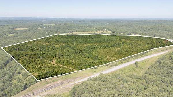 60 Acres of Recreational & Residential Land for Sale in Squires, Missouri