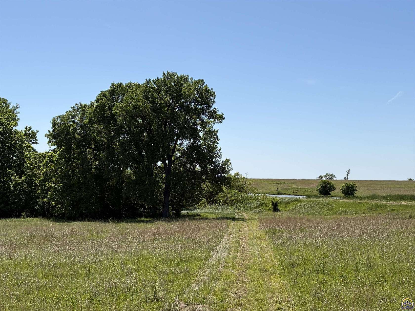 10 Acres of Recreational & Residential Land for Sale in Topeka, Kansas