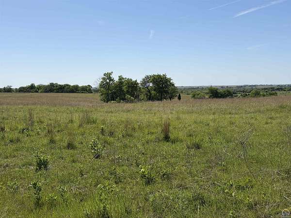 8 Acres of Residential Land for Sale in Topeka, Kansas