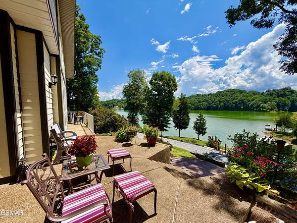 4.77 Acres of Land with Home for Sale in Dandridge, Tennessee