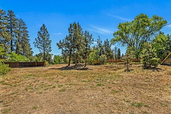0.11 Acres of Residential Land for Sale in Bend, Oregon