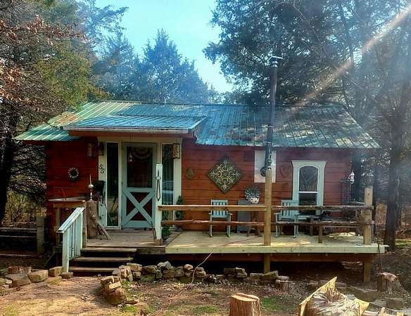 5 Acres of Land with Home for Sale in Greenbrier, Arkansas