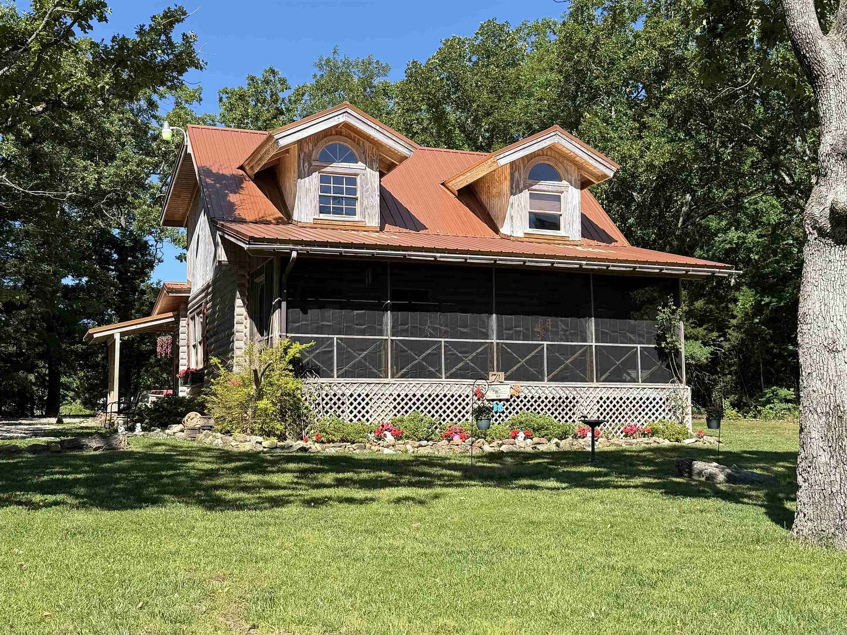 20 Acres of Land with Home for Sale in Ash Flat, Arkansas
