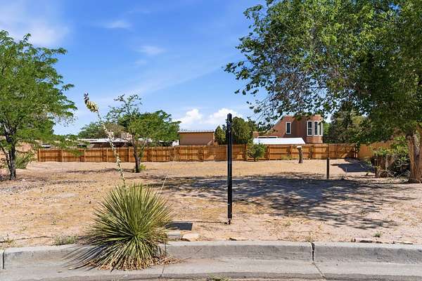 0.19 Acres of Residential Land for Sale in Albuquerque, New Mexico