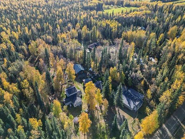 2.5 Acres of Land with Home for Sale in Fairbanks, Alaska