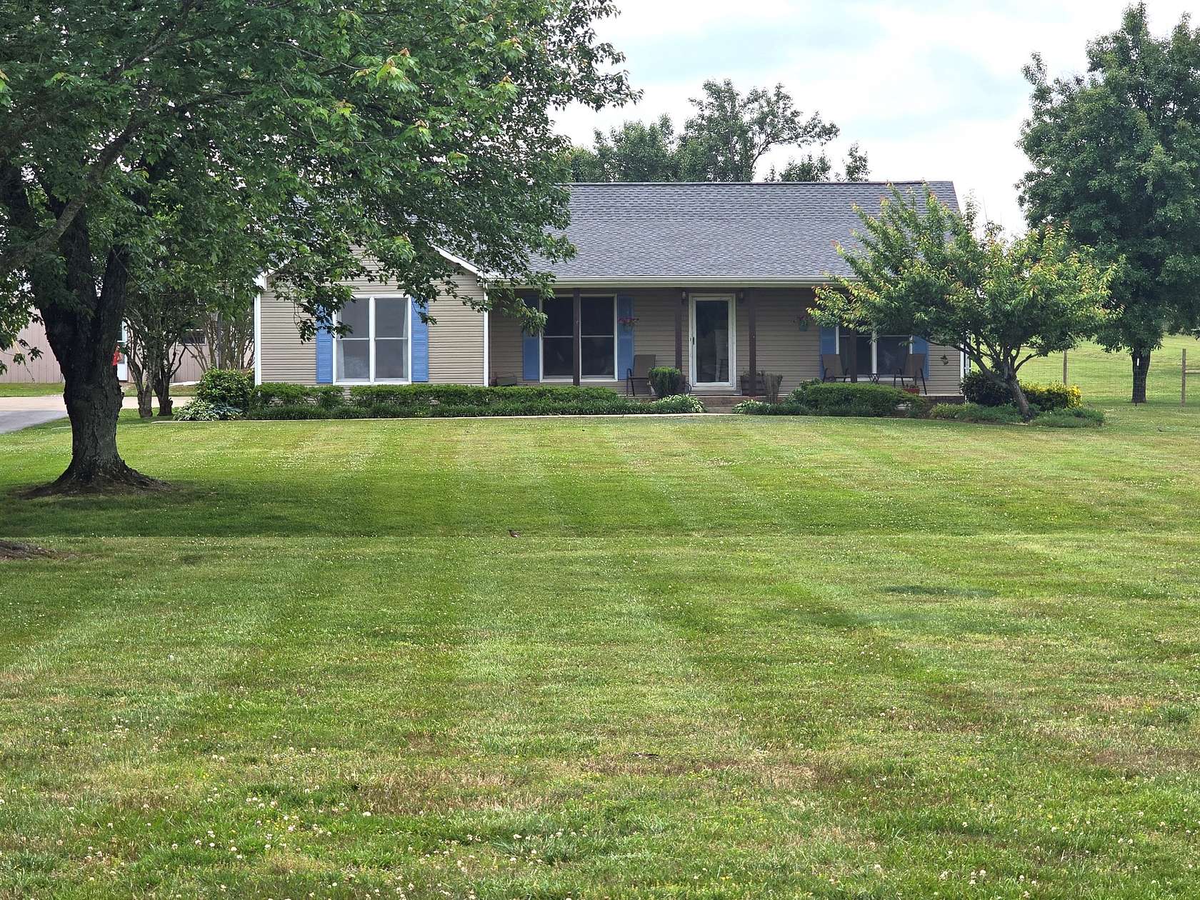 2.2 Acres of Land with Home for Sale in Fayetteville, Tennessee