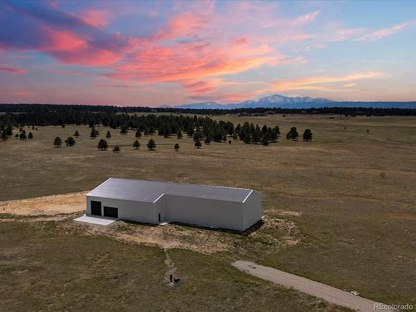 37.9 Acres of Land with Home for Sale in Larkspur, Colorado