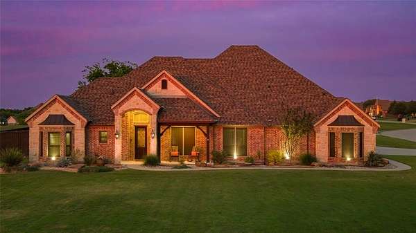 1.5 Acres of Land with Home for Sale in Royse City, Texas
