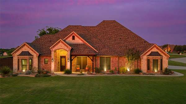 1.5 Acres of Land with Home for Sale in Royse City, Texas