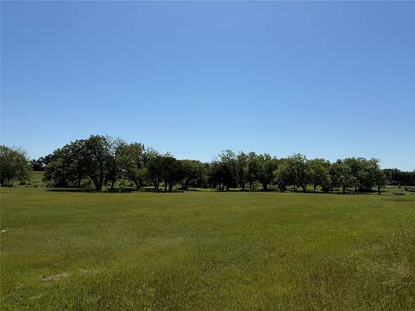13 Acres of Land for Sale in Whitesboro, Texas
