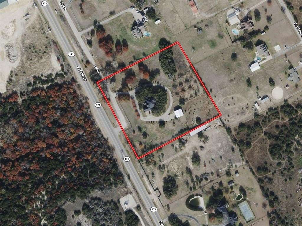 6 Acres of Mixed-Use Land for Sale in Weatherford, Texas