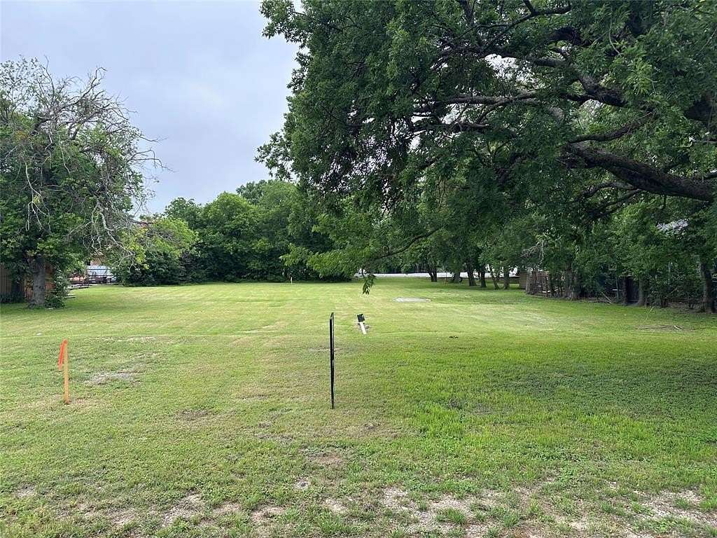 0.16 Acres of Land for Sale in Cleburne, Texas