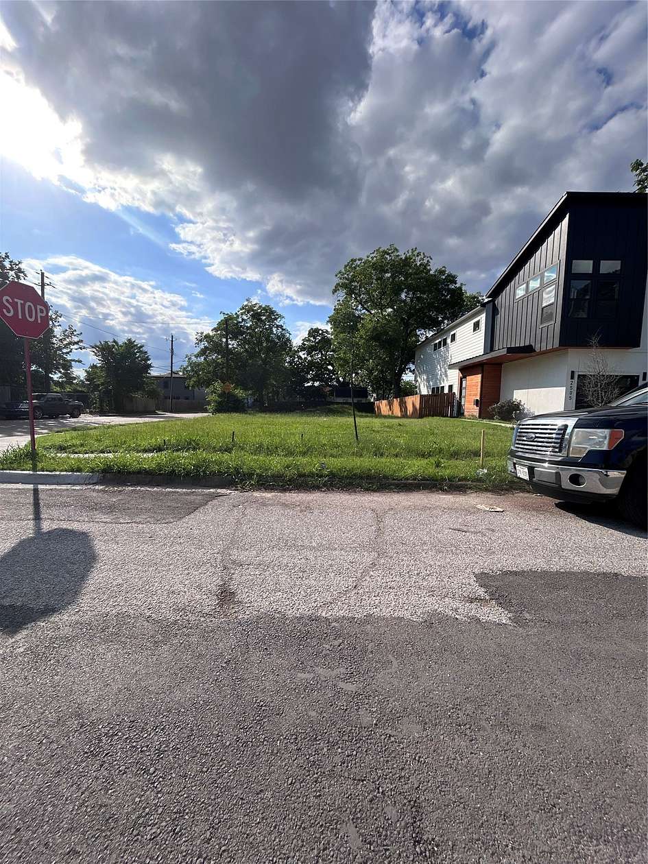 0.15 Acres of Residential Land for Sale in Dallas, Texas