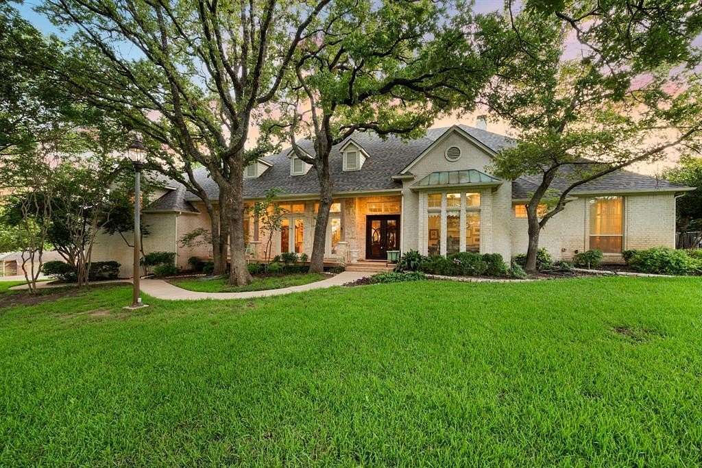 2.65 Acres of Land with Home for Sale in Colleyville, Texas