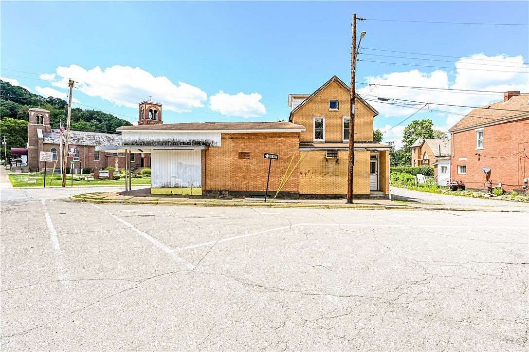 0.28 Acres of Mixed-Use Land for Sale in Jeannette, Pennsylvania