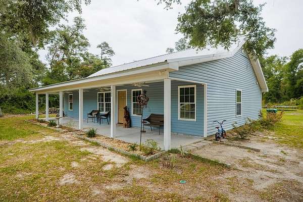 2 Acres of Land with Home for Sale in Valdosta, Georgia
