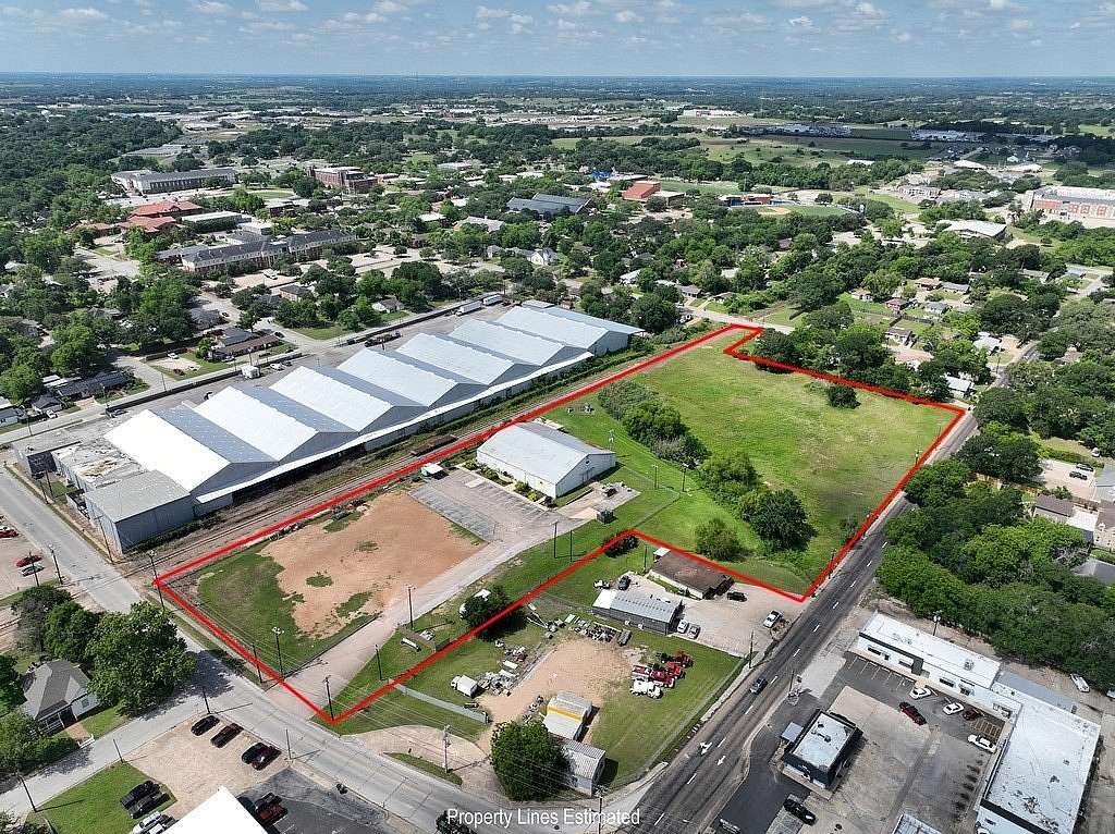 6.79 Acres of Improved Commercial Land for Sale in Brenham, Texas