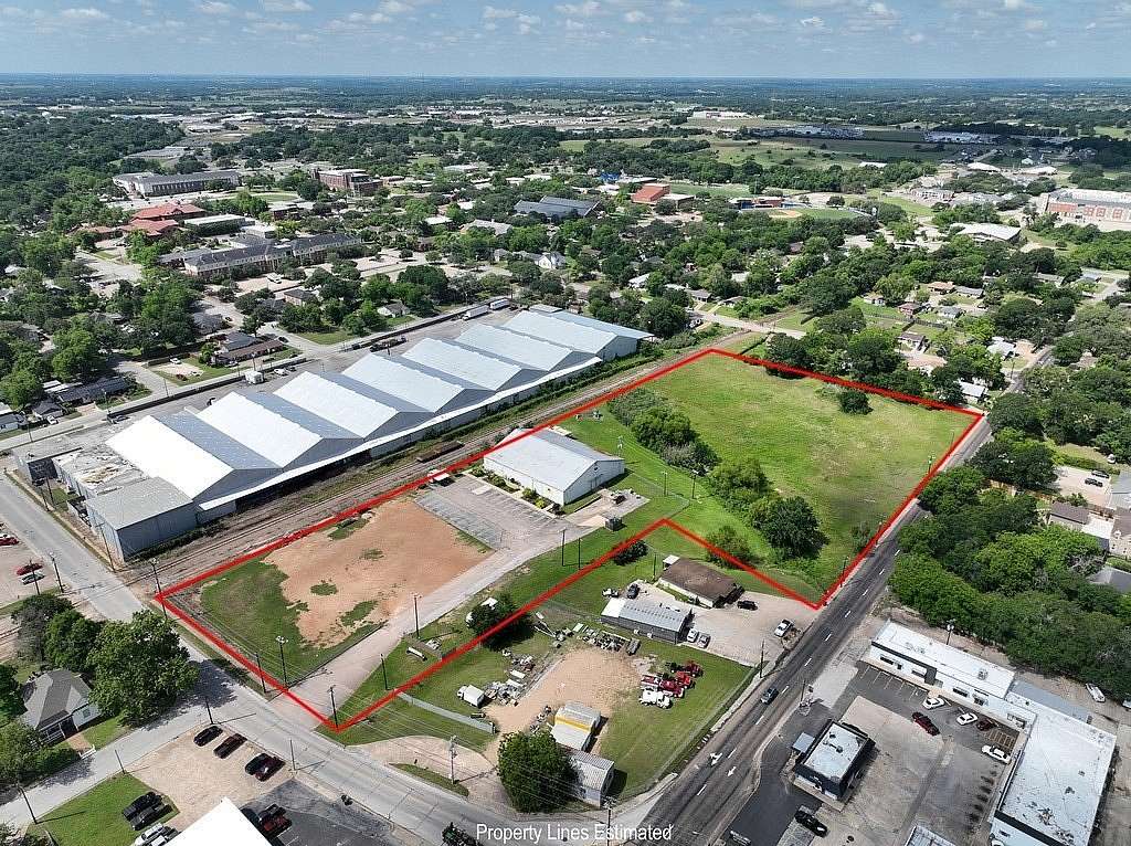 6.79 Acres of Improved Commercial Land for Sale in Brenham, Texas