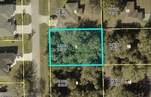 0.25 Acres of Residential Land for Sale in Fort Myers, Florida