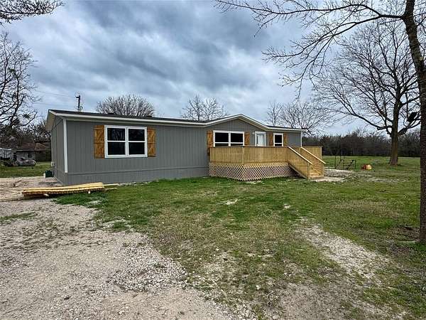 3.54 Acres of Land with Home for Lease in Greenville, Texas