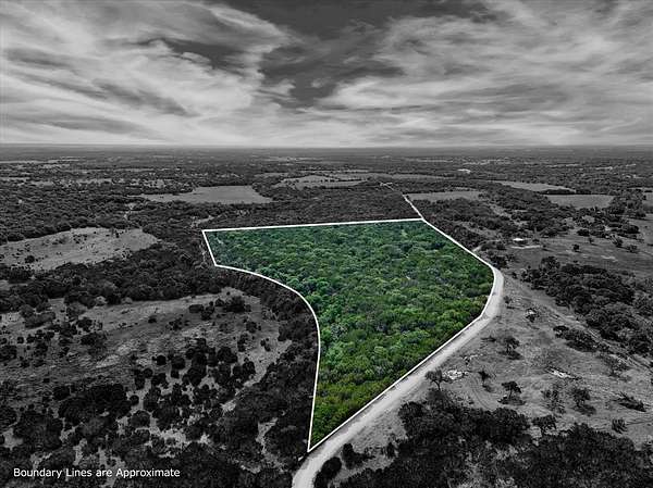 22 Acres of Recreational & Residential Land for Sale in Purmela, Texas