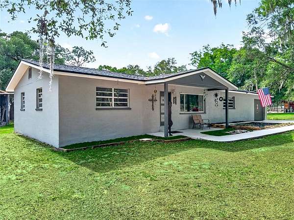1.64 Acres of Land with Home for Sale in Lakeland, Florida
