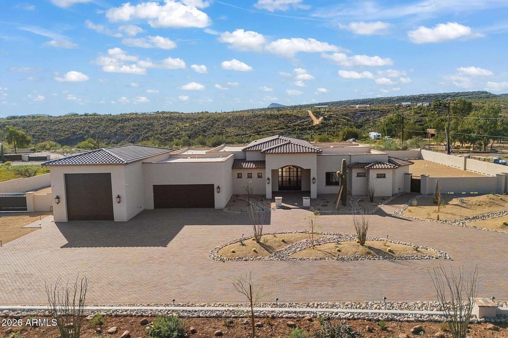 1.6 Acres of Land with Home for Sale in Cave Creek, Arizona