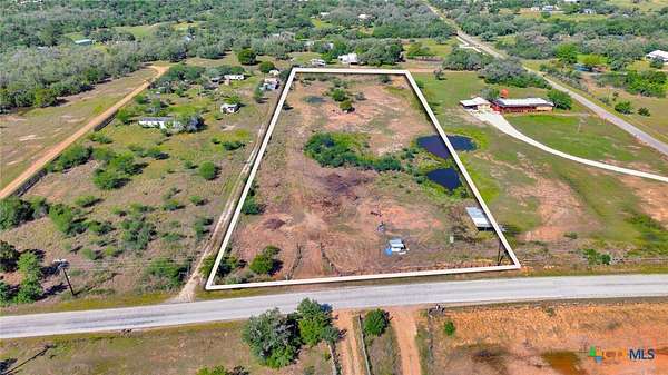 3.66 Acres of Residential Land for Sale in Victoria, Texas