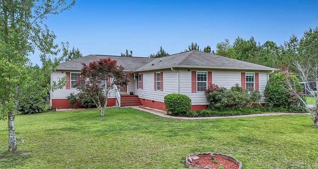 6.26 Acres of Land with Home for Sale in Americus, Georgia