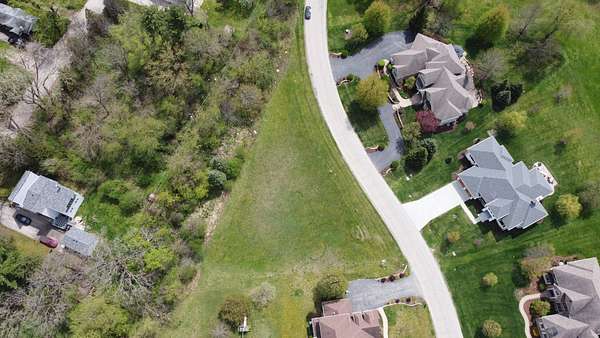 0.88 Acres of Residential Land for Sale in Lakewood, Illinois