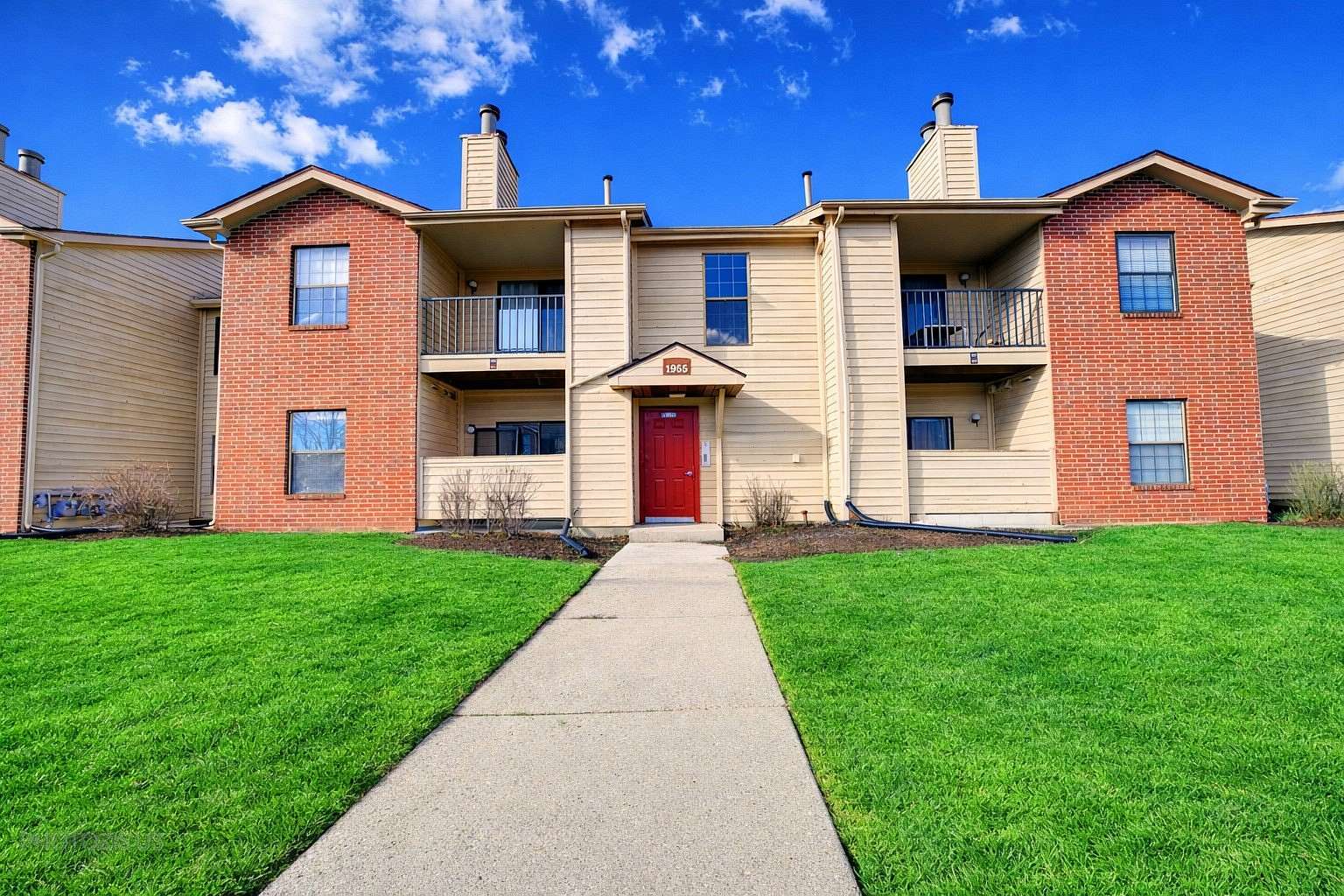 16 Acres of Land with Home for Lease in Palatine, Illinois