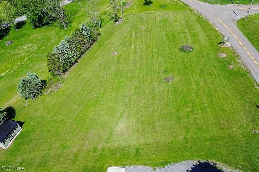 1 Acre of Land for Sale in Richmond, Ohio