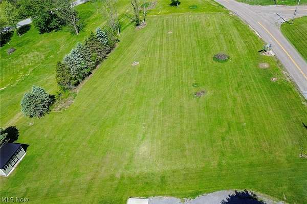 1 Acre of Land for Sale in Richmond, Ohio