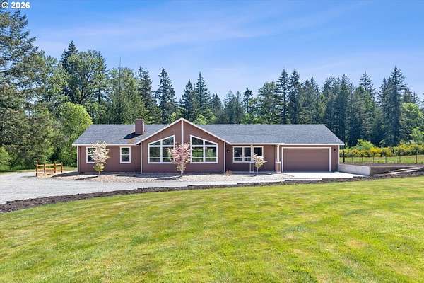 7.5 Acres of Land with Home for Sale in Molalla, Oregon