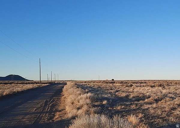 22 Acres of Recreational & Residential Land for Sale in Milford, Utah