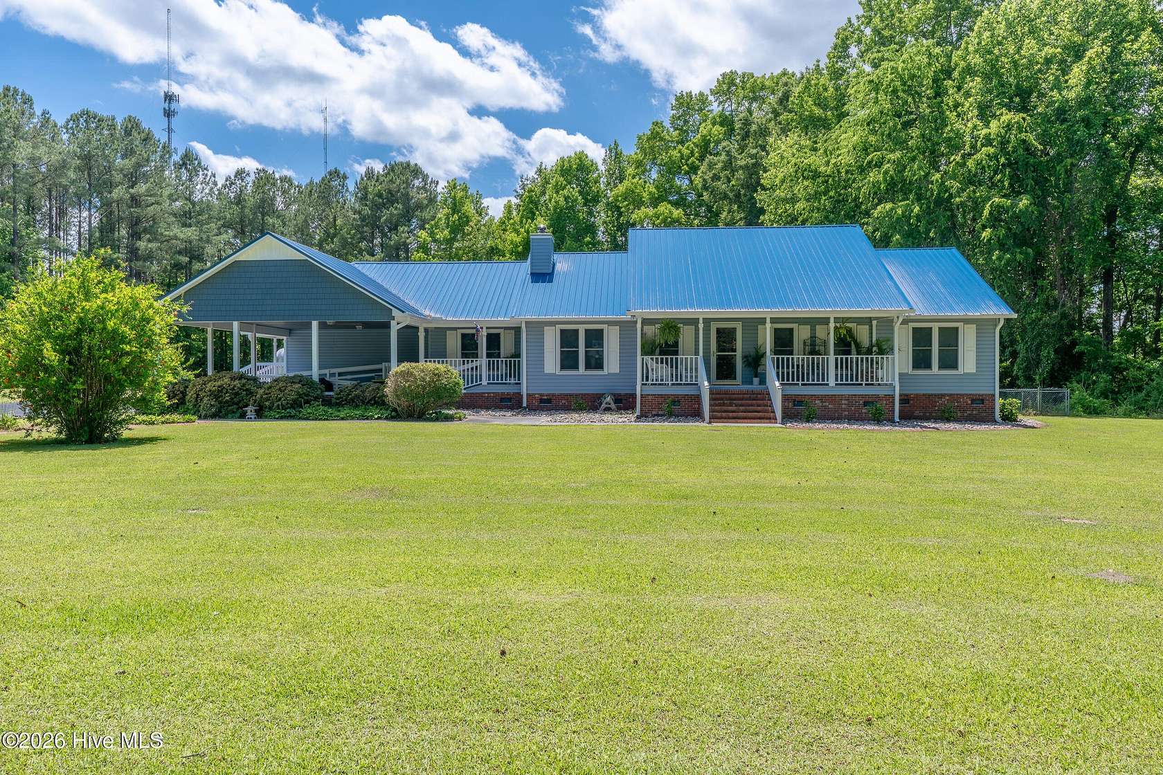5.68 Acres of Land with Home for Sale in Jacksonville, North Carolina