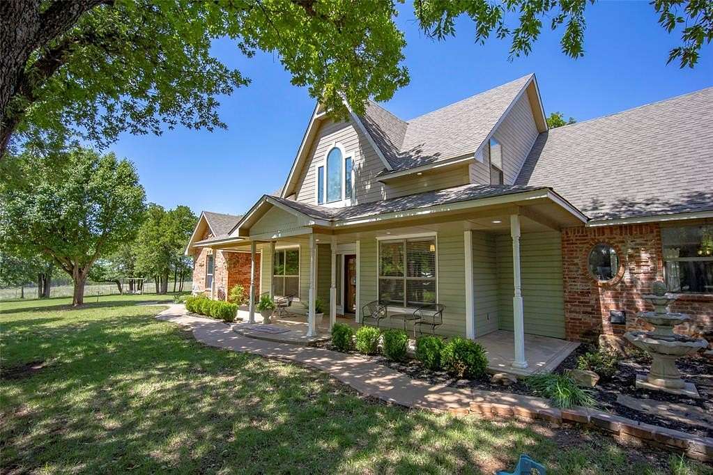 1.8 Acres of Land with Home for Sale in Blanchard, Oklahoma