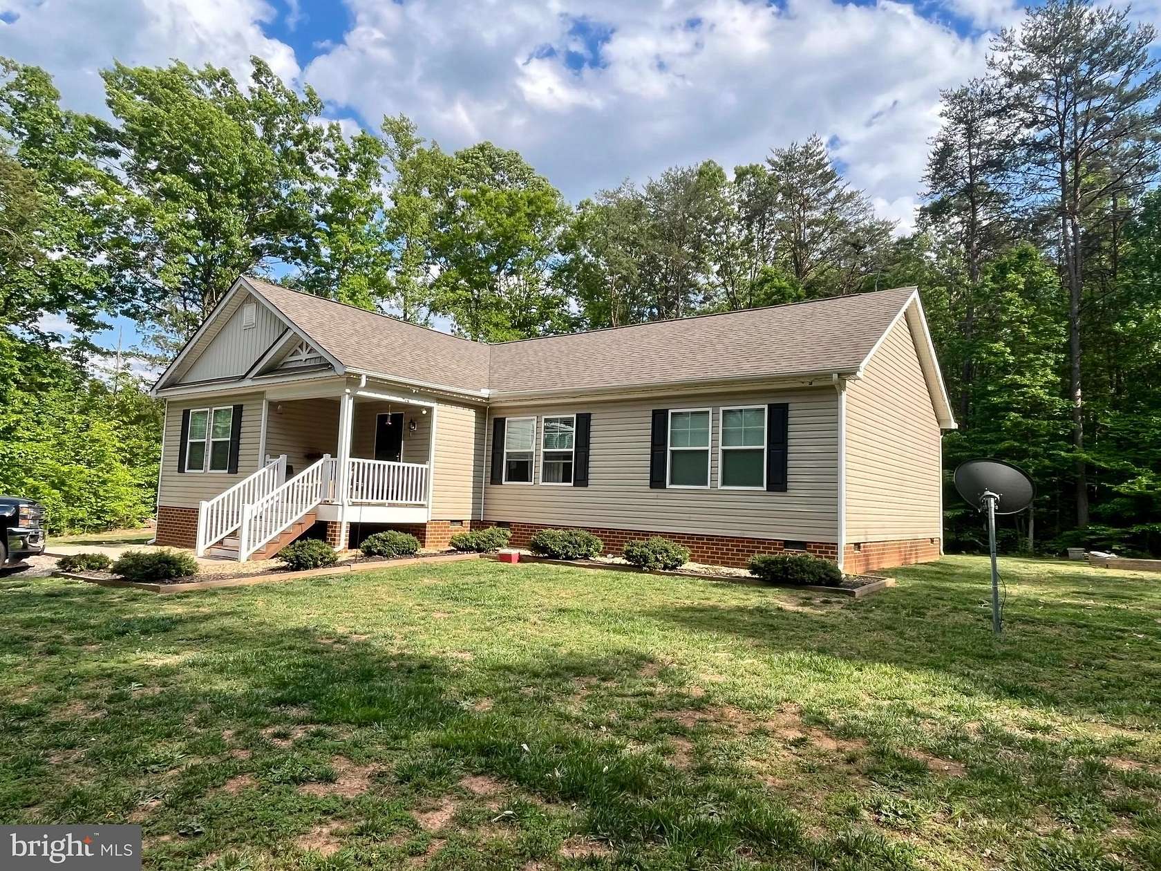 1.65 Acres of Land with Home for Sale in Bumpass, Virginia