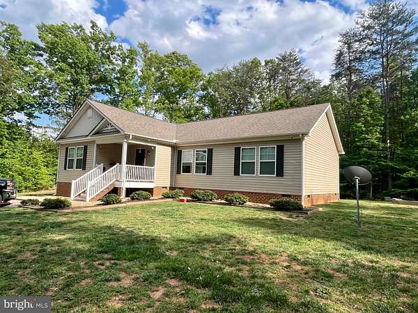 1.65 Acres of Land with Home for Sale in Bumpass, Virginia
